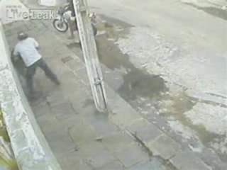 Brasile: rapina alla luce del sole