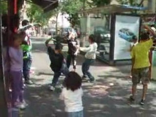 moi en train de gagner mon premier battle en tecktonik