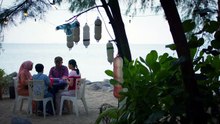 Bulan Henti Bicara Episod 19