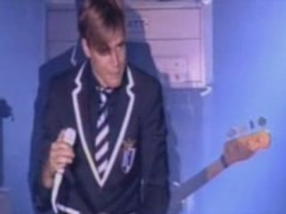 The Hives (Hey Little World) Live Vieilles Charrues 2008