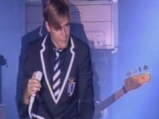 The Hives (Hey Little World) Live Vieilles Charrues 2008