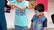 🥰 عشان عمره 8 سنين… 🥹 قررنا نديله فرصة تناسب سنه 🙈🎁 | تحديات القرآن مع الأطفال