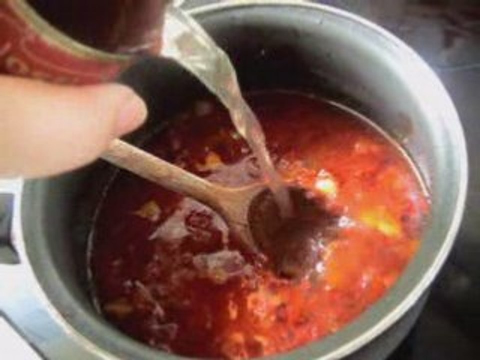 Pates à la sauce tomate tunisienne Vidéo Dailymotion