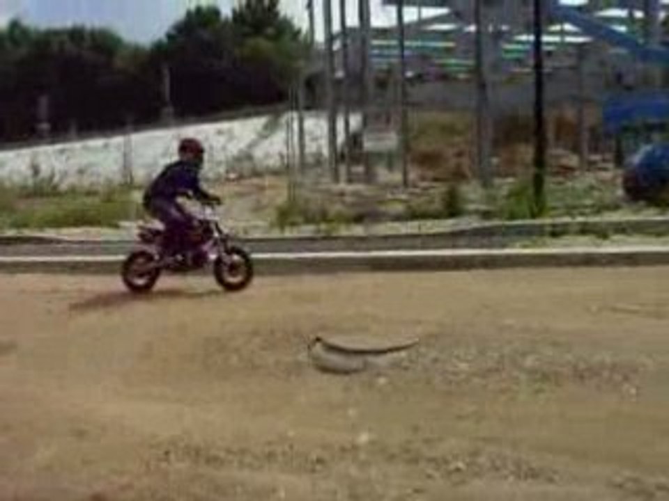 $ly en dirt-bike 125cm3
