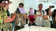 Apple lancia iPhone Duo, il melafonino pieghevole presentato a Cupertino