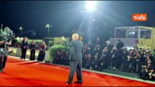Venezia 83, Giuliano Sangiorgi scherza con i fotografi sul red carpet