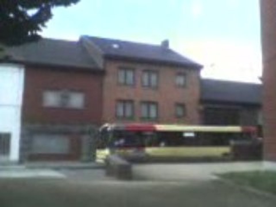 Bus 30 Bracquegnies