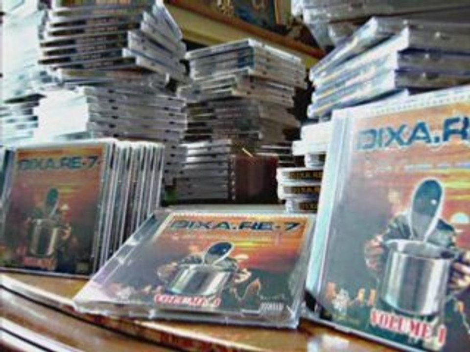 INTRO Dixa re 7 DIK-DIK