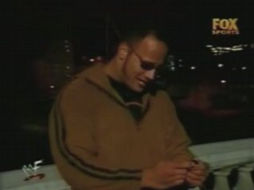 1999.04.12 Raw -The Rock waits for Austin