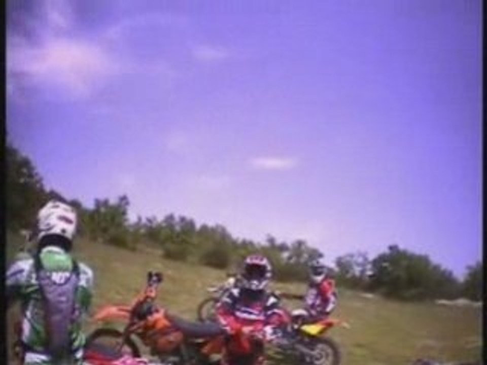 vidéo cam embarquée enduro (partie1)