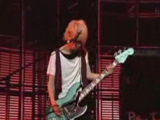 Plastic tree - Makka na ito [Live]