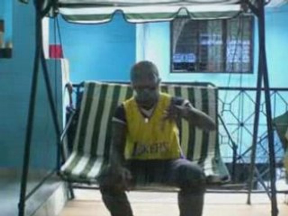 Comores nabil