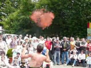 cracheur de feu médiéval gavray 2008