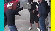 ¡Con total impunidad! Sujetos despojan a hombre de sus pertenencias en la CDMX