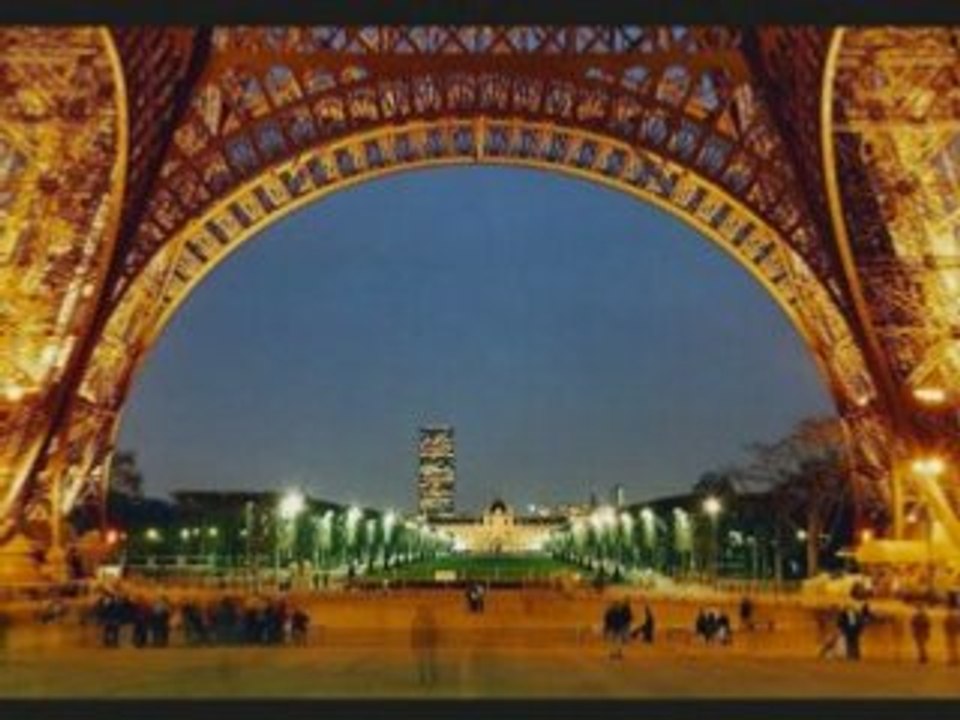 Les feux de Paris Jean Ferrat