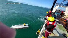 Jovem resgatado após 2 dias à deriva no Alasca. Irmão e primo morreram