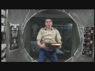 L'équipage de l'ISS inspiré par  Jules Verne