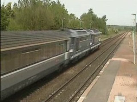 67587-2002-09H10-PARISNORD-BOULOGNEVILLE-SA10MAI08-VILLERSBX