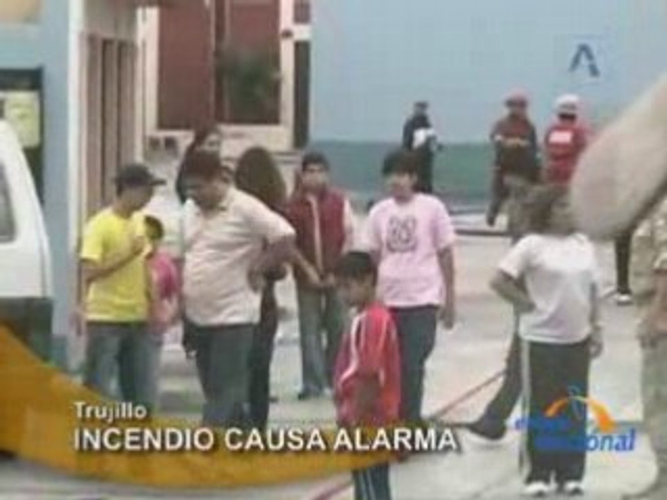 INCENDIO CAUSA ALARMA - TRUJILLO