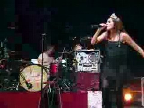 Julie Zenatti valras >> FIN DU CONCERT