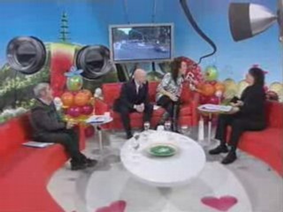 Canal 13 27-07-08 dolina mañanas informales