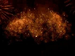 Feux d'artifice aprés le concert de christophe maé