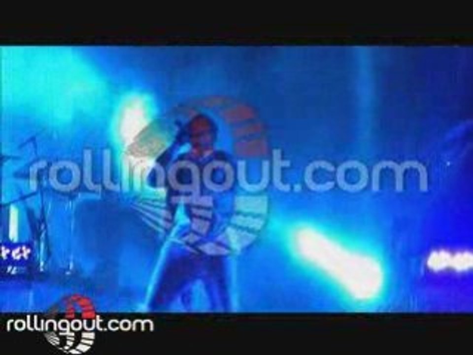 Kanye West "I Wonder" LIVE at Essence Fest 2008
