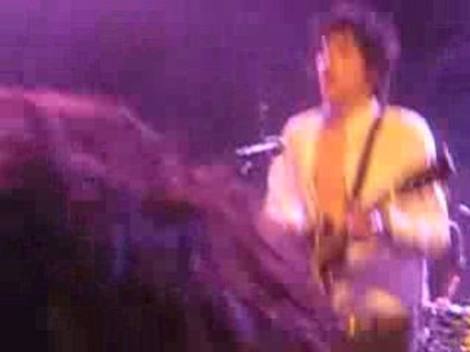 BB Brunes theatre de la mer Sete _ Dis-moi