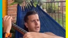 Samuel Castelán regresa a la música con una banda más tierna del mundo.