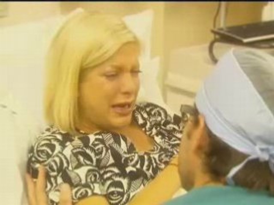 Tori Gives Birth on Tori & Dean: Home Sweet Hollywood