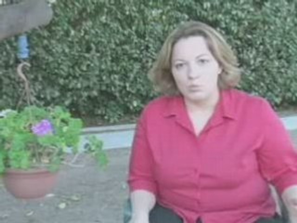 Standup Documentary-StandupTrailerWEB-H.264 800Kbps Streaming