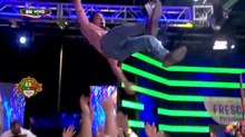 Tremendo susto de Emilio al lanzarlo