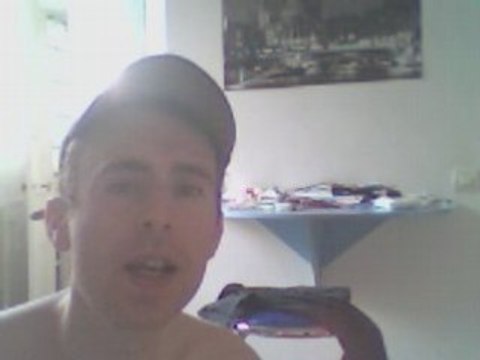 Wiwi égratigne Jesus Cristo