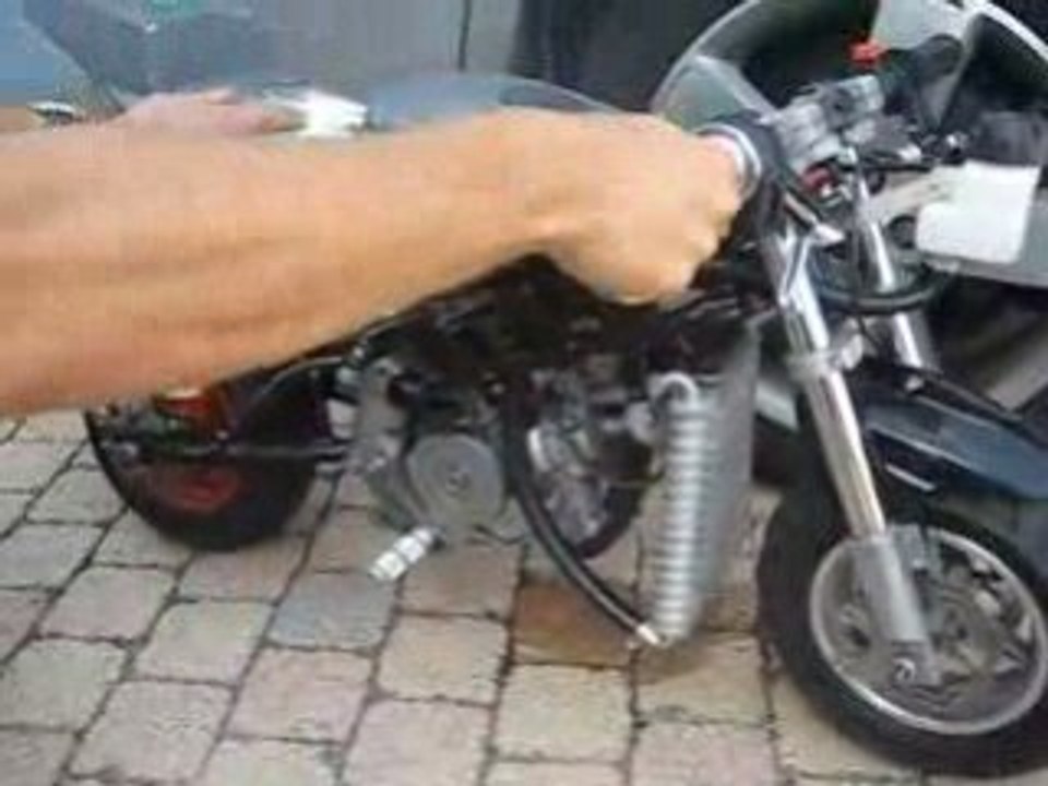 mt4 pocket liquide 1er démarrage moteur