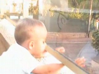 Jules attend son Papa