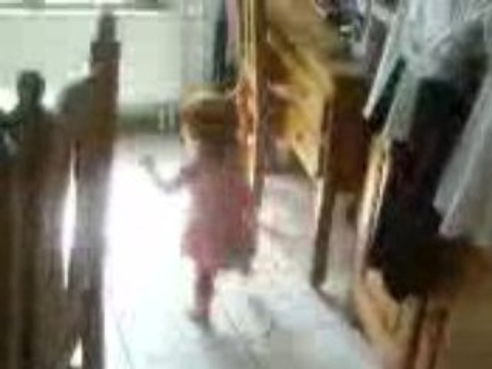 MOV00075