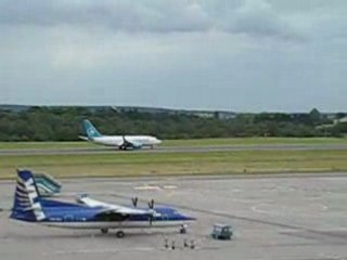 Décollage Boeing 737-700 de luxembourg