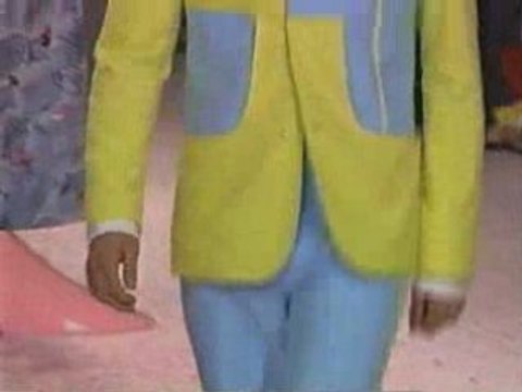 Cavalera Desfile Bonequinha de Luxo - SPFW Inverno 2003