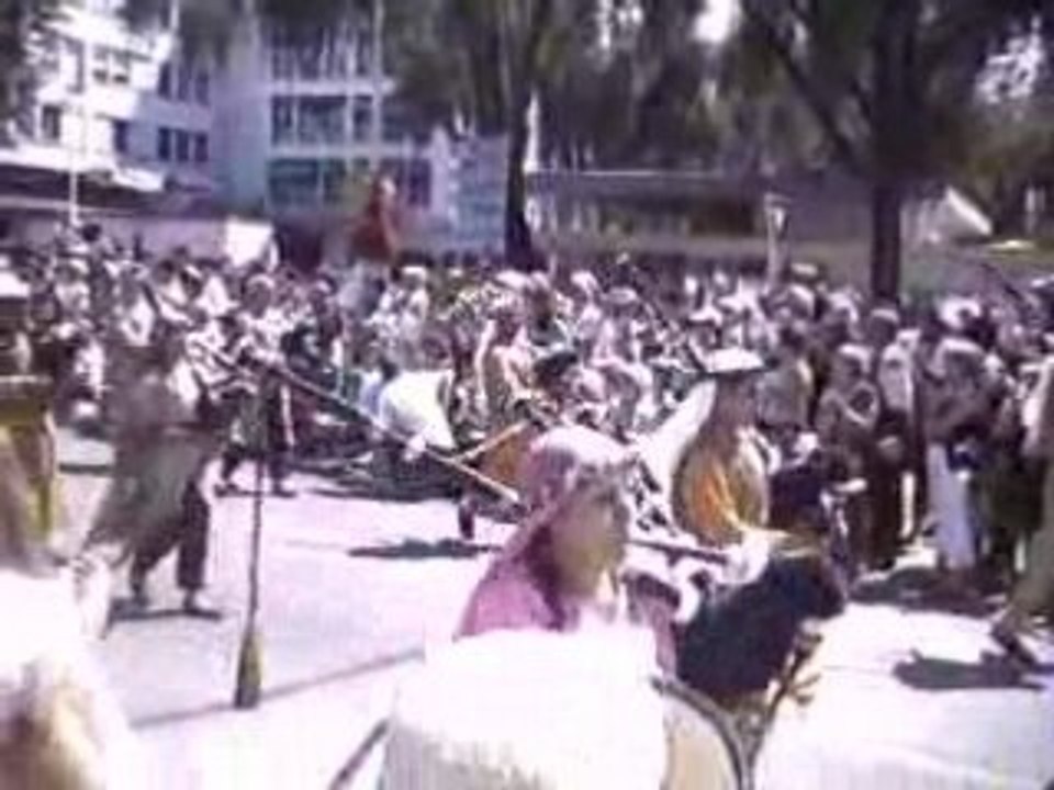 Parade-lorient-2007-extrait2