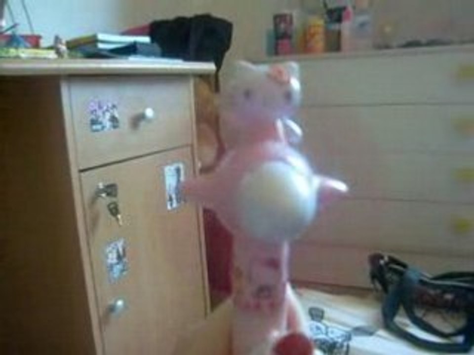 Flying hello kitty attack