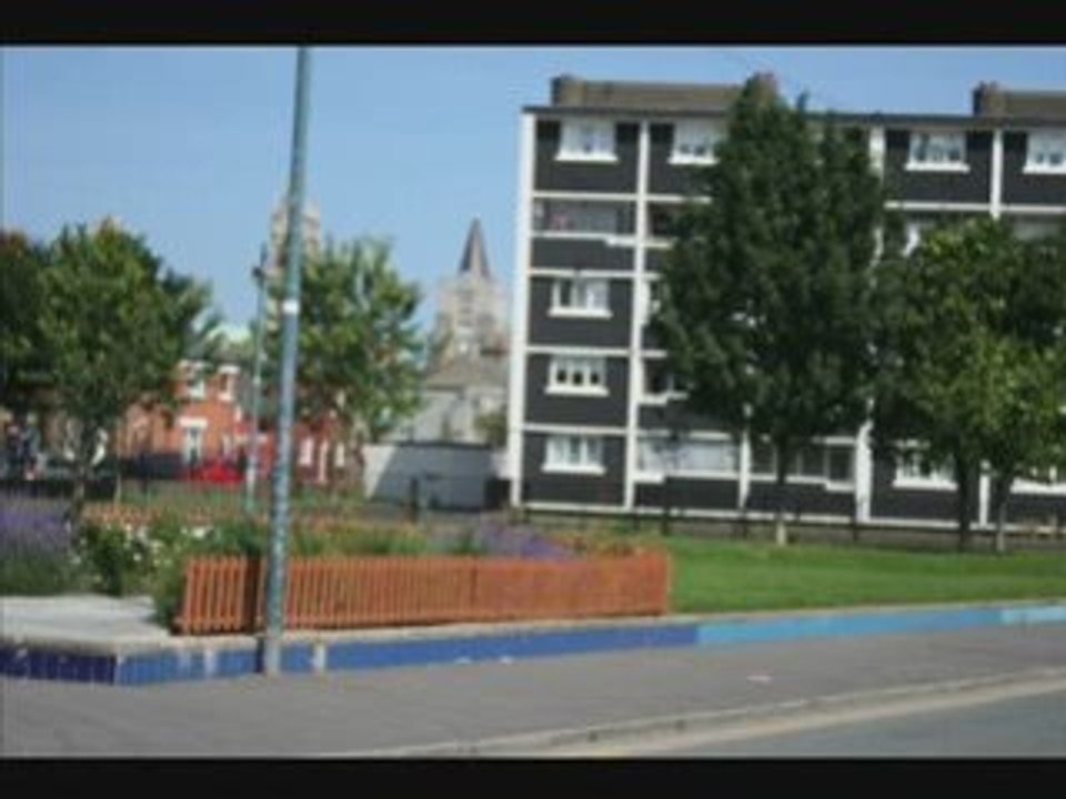 A walk to Maxwell Street