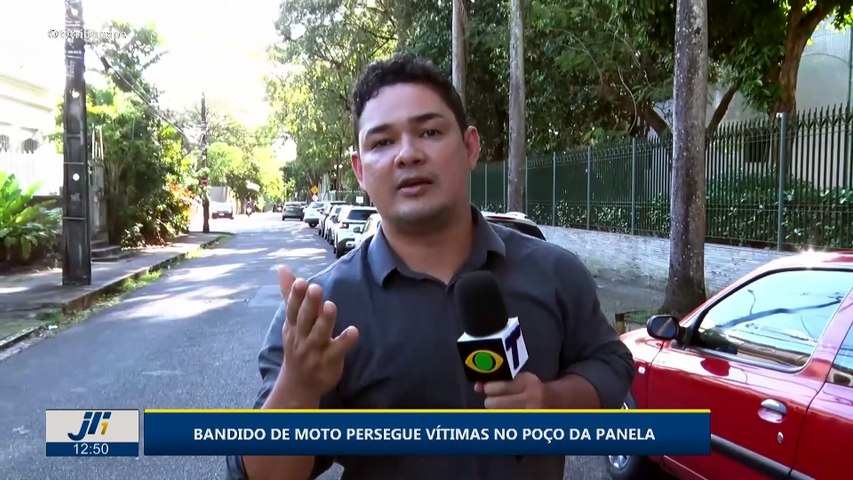 Bandido de moto persegue vítimas no Poço ds Panela