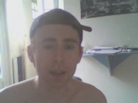 Wiwi égratigne Les mots qui m'font chanter