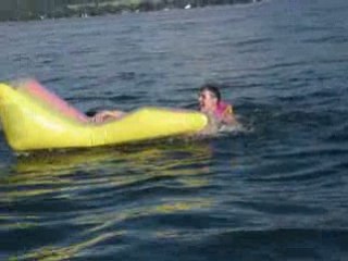 Difficulté à monter sur le waterbed