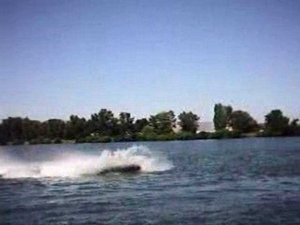jet ski sur le rhone