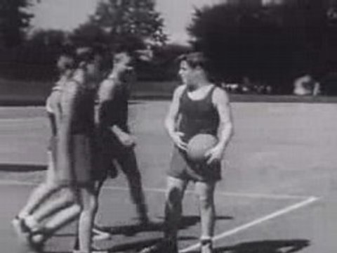 Good Sportsmanship in the Plastic 1950s World of Conformity