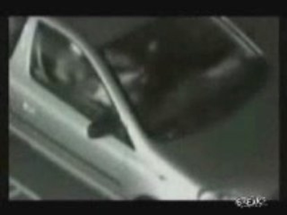 Air-bag-knocks-driver-out