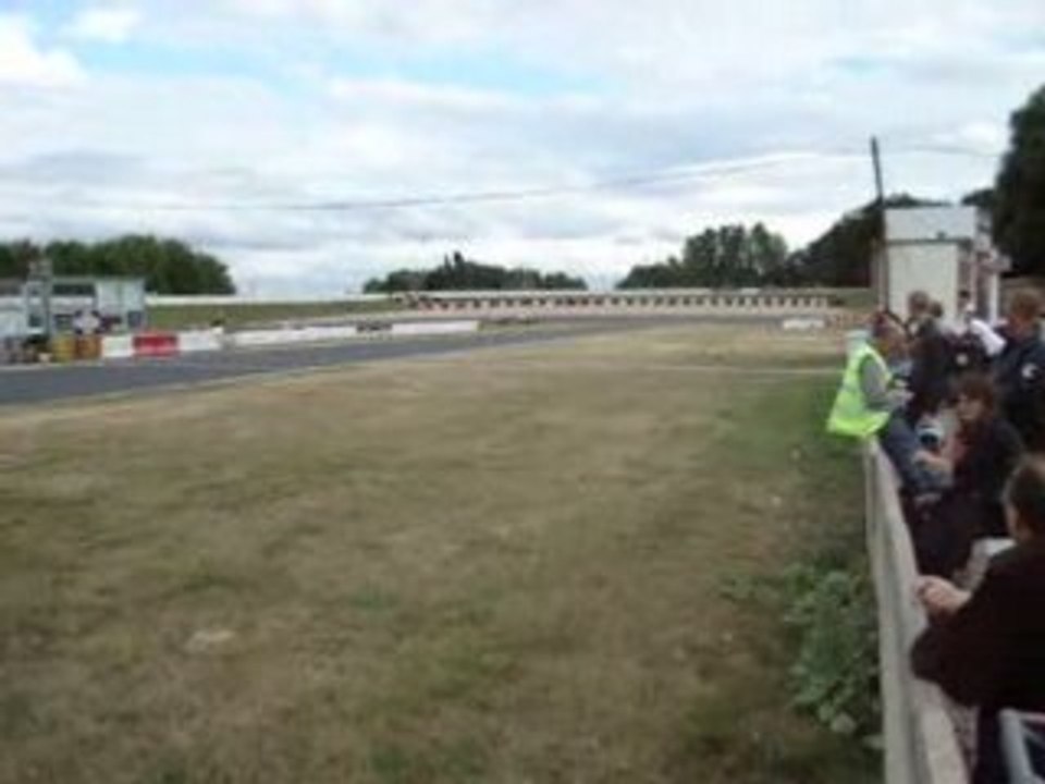 MOV02547