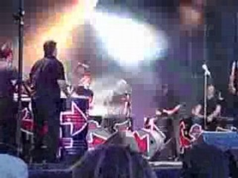 Les Tambours du Bronx Boeuf ka rock 2008