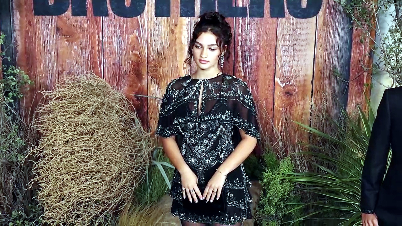 Matthew McConaughey's daughter, Vida, steals the show during his big red carpet moment